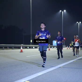 Runner Photo 7290777