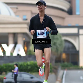 Runner Photo 7290804