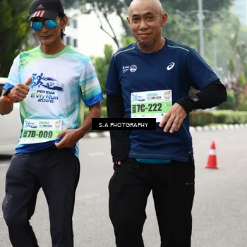 Runner Photo 7290854