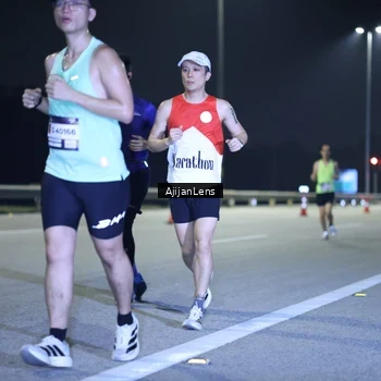 Runner Photo 7291001