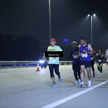 Runner Photo 7291375
