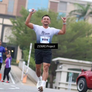 Runner Photo 7292102