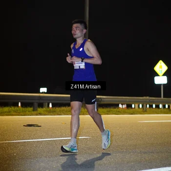 Runner Photo 7292997