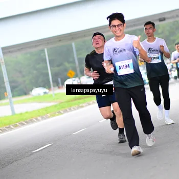 Runner Photo 7293010