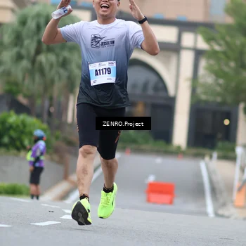 Runner Photo 7293301