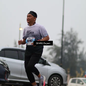 Runner Photo 7293844
