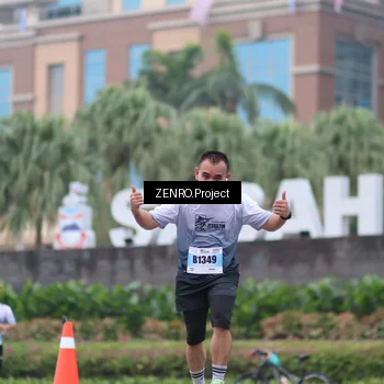 Runner Photo 7294015