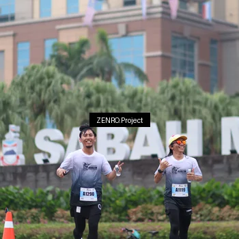Runner Photo 7294187