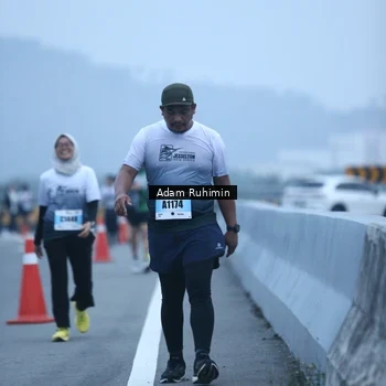 Runner Photo 7294234