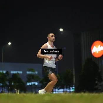 Runner Photo 7294296