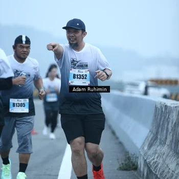 Runner Photo 7294575