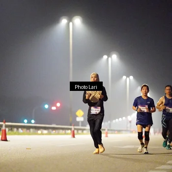 Runner Photo 7294578