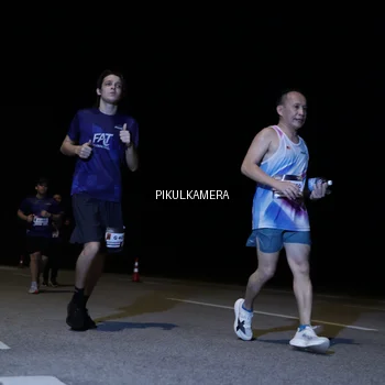 Runner Photo 7294628