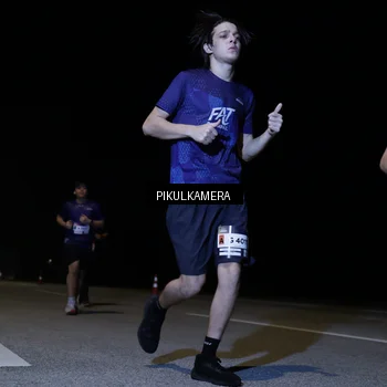 Runner Photo 7294671
