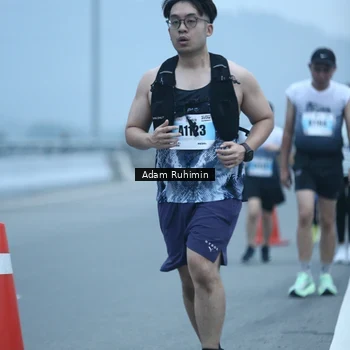 Runner Photo 7294685