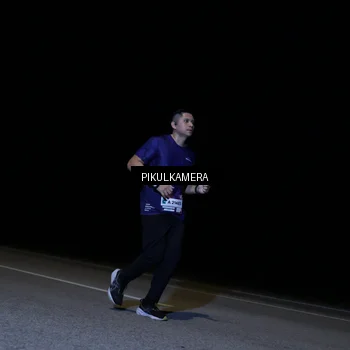 Runner Photo 7294725