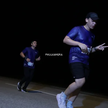 Runner Photo 7294744