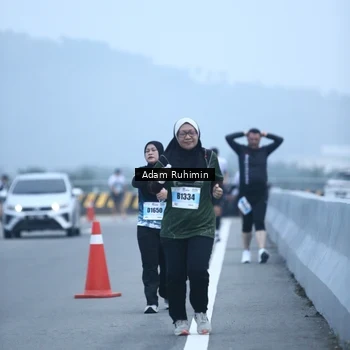 Runner Photo 7294899