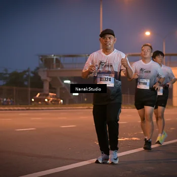 Runner Photo 7295318