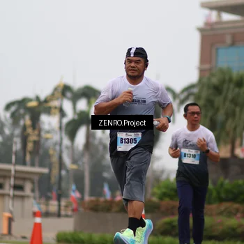 Runner Photo 7295814