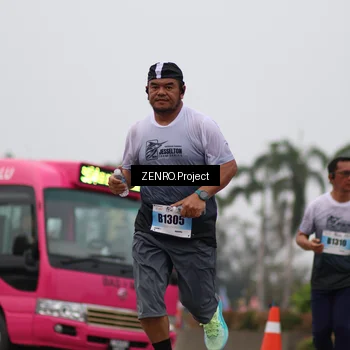 Runner Photo 7295815
