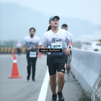 Runner Photo 7295860