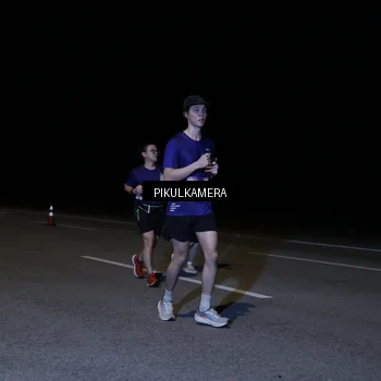 Runner Photo 7295927
