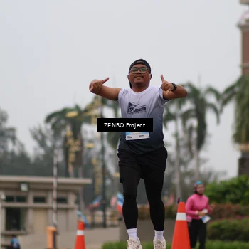 Runner Photo 7296238