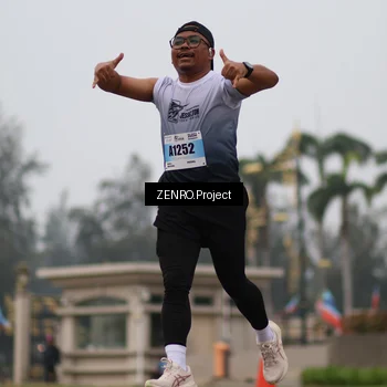 Runner Photo 7296243