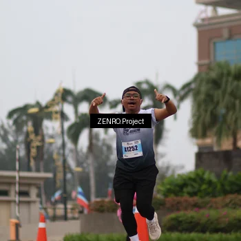 Runner Photo 7296244