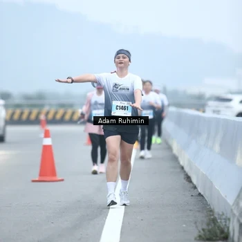 Runner Photo 7296318