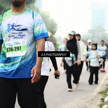 Runner Photo 7296324