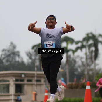 Runner Photo 7296331