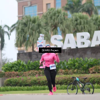 Runner Photo 7296379