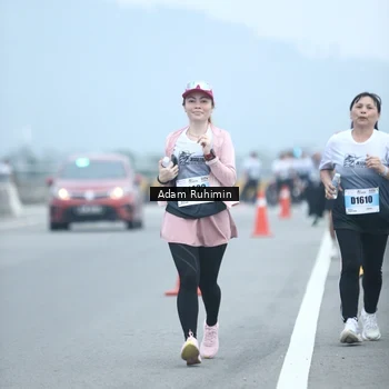 Runner Photo 7296396
