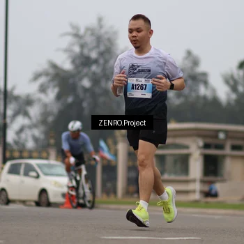 Runner Photo 7296446