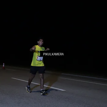 Runner Photo 7296556