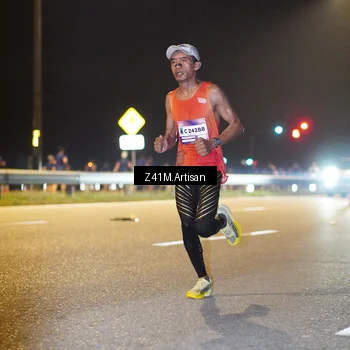 Runner Photo 7296560