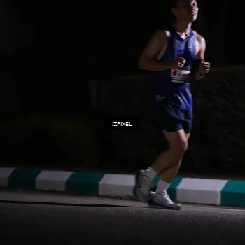 Runner Photo 7296640