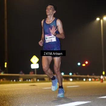 Runner Photo 7296657