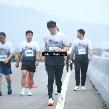 Runner Photo 7296666