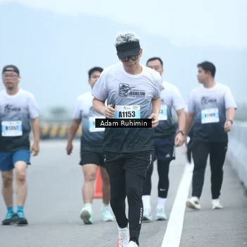 Runner Photo 7296673