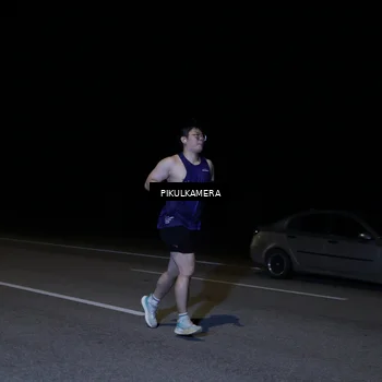 Runner Photo 7296674