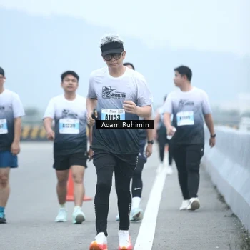 Runner Photo 7296677