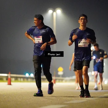 Runner Photo 7297946