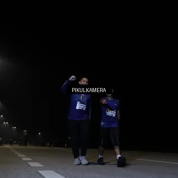 Runner Photo 7298106