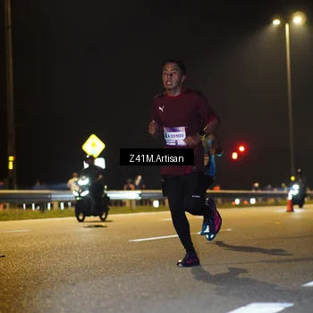 Runner Photo 7298190