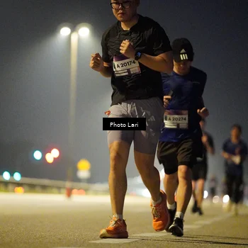 Runner Photo 7298473