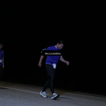 Runner Photo 7298636