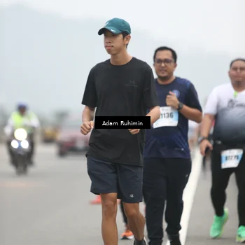 Runner Photo 7298744